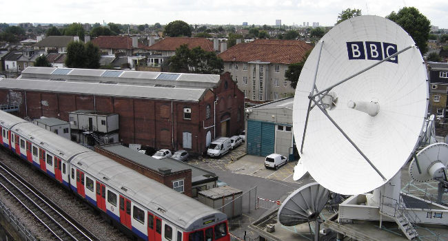 BBC satellite in London, August 2004 by Peter Daniel